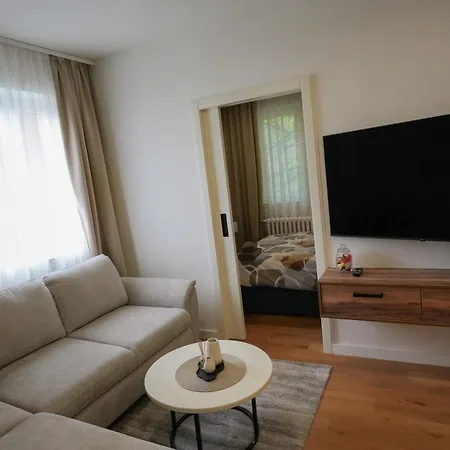 Stan Na Dan Bulevar Apartment *