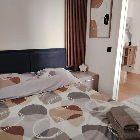 Apartament Stan Na Dan Bulevar
